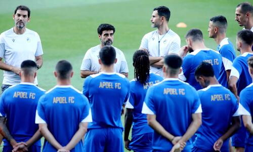 ΦΩΤΟΣ: Η τελευταία προπόνηση του ΑΠΟΕΛ! thumb