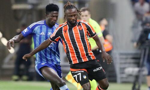 ΤΕΛΙΚΟ: Σλόβαν - ΑΠΟΕΛ 2-0 thumb