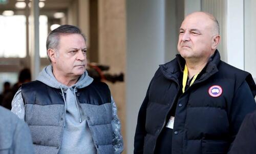 Πετρίδης/Καραπατάκης: Βίοι παράλληλοι και τίτλοι τέλους! thumb