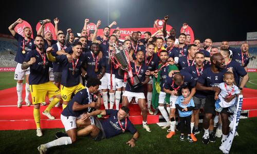 ΒΙΝΤΕΟ ST: Η βραδιά στο ΓΣΠ έκλεισε με το «we are the champions» thumb