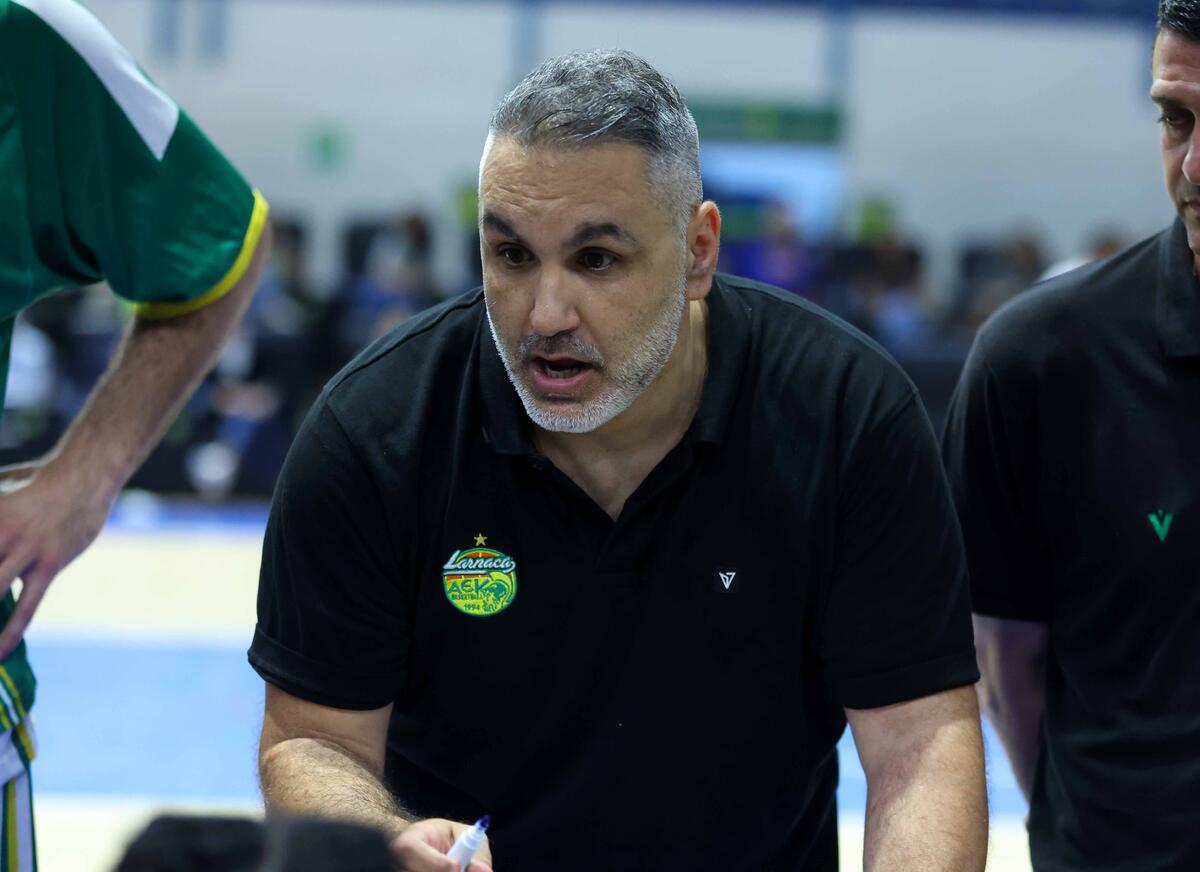Λειβαδιώτης μετά τον τίτλο: «Έχω συμβόλαιο αλλά δεν ξέρω αν θα συνεχίσω...» thumb