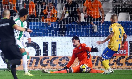 Βίντεο ST: Οι πανηγυρισμοί στο 2-1 της Ομόνοιας thumb