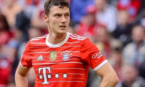 «Μάχη» Τσέλσι-Γιουνάιτεντ για τον Παβάρ της Μπάγερν thumb