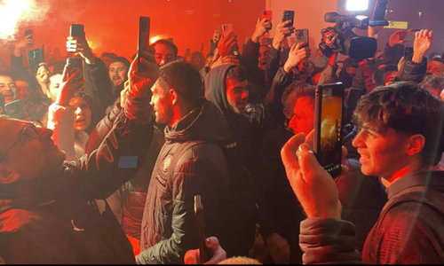 «Κάηκε» το Ηράκλειο στην επιστροφή της αποστολής του ΟΦΗ (vids) thumb