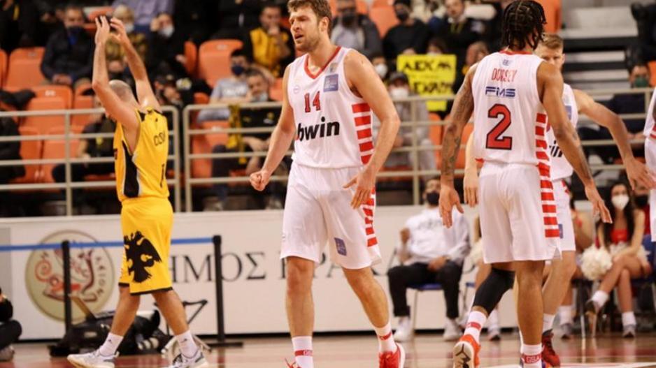 Βεζένκοβ και Παπανικολάου… τον έστειλαν τελικό! thumb
