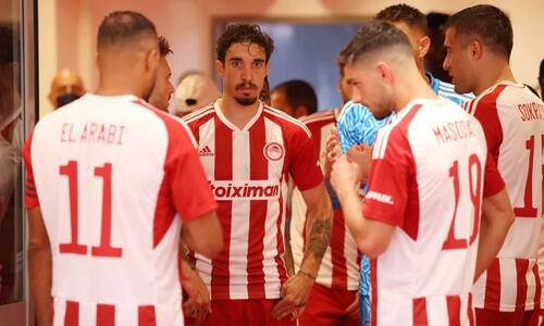 Νέος... Μανωλάς στον Ολυμπιακό, φεύγει πριν τον Βρσάλικο thumb