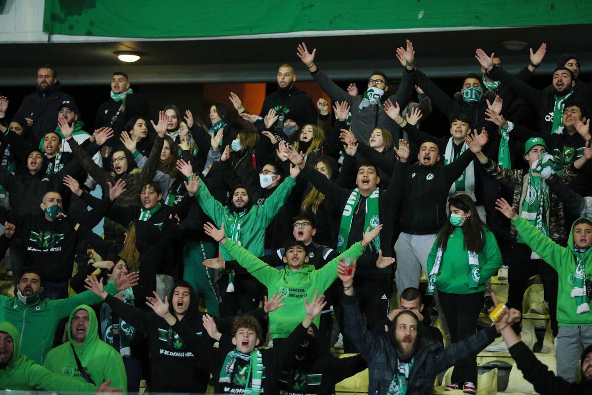 Μεγάλη στήριξη (pics) thumb