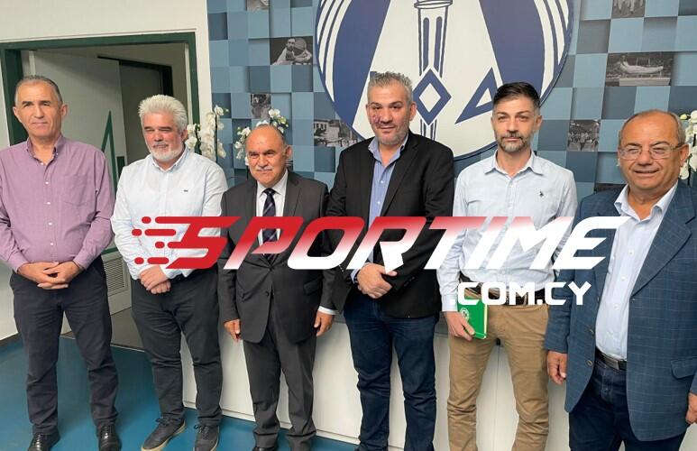 ΦΩΤΟΣ ST: Η συνάντηση ΚΟΑ-Ομόνοιας για το Μακάρειο! thumb
