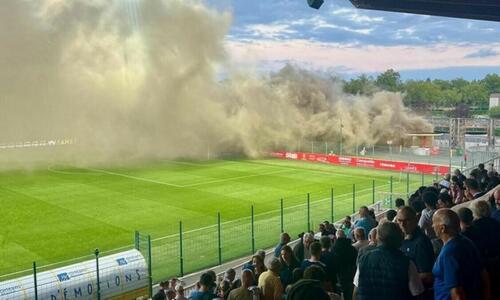 Διεκόπη παιχνίδι εξαιτίας πυρκαγιάς στο κυλικείο του γηπέδου! thumb