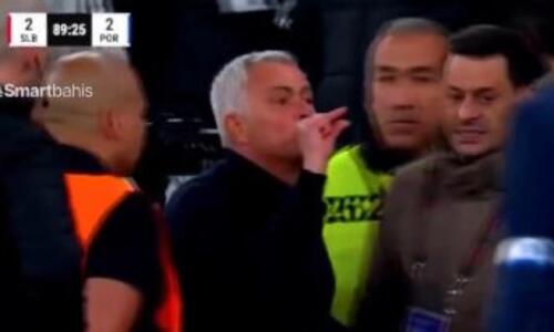 Αποκάλυψε ποιος τον έκανε «έξω φρενών» από την Πόρτο ο Μουρίνιο thumb