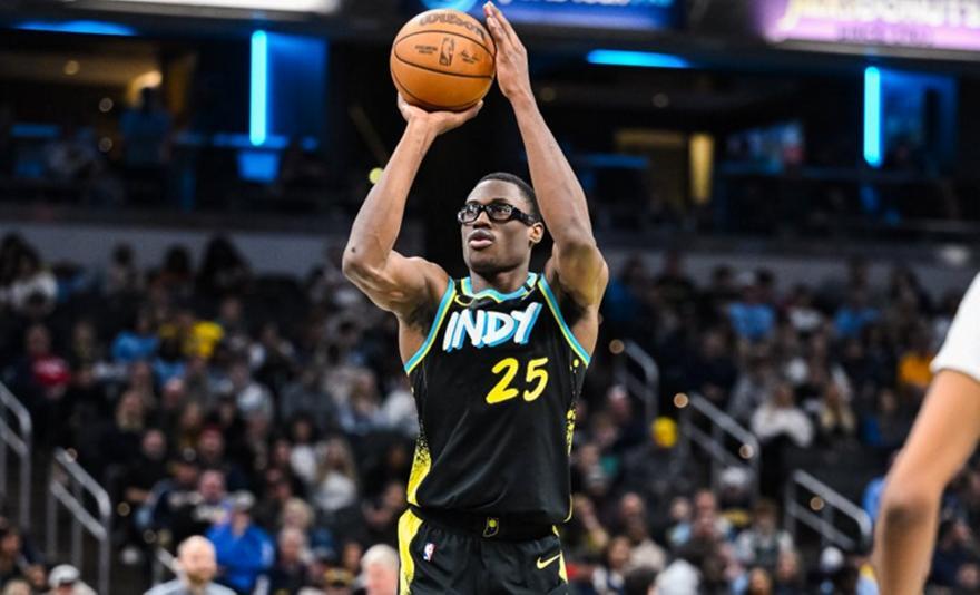NBA: Αγχώθηκαν αλλά λύγισαν τους Γκρίζλις οι Πέισερς thumb
