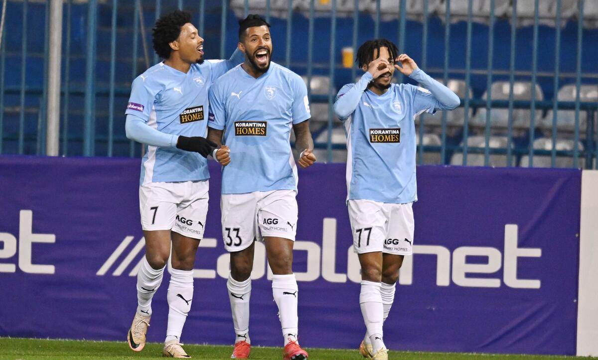 Ομόνοια Αραδίππου - Πάφος FC 0-2: «Καλπάζει» και περιμένει! thumb