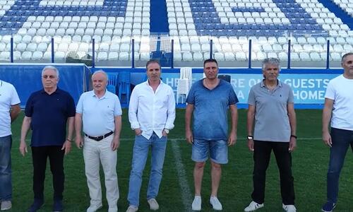Μήνυμα από παλαιμάχους: «Το σωματείο τζαι τα μμάθκια μας» (vid) thumb
