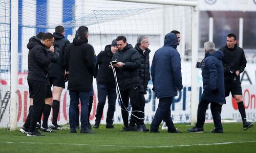 Ατρόμητος - ΑΕΚ: Ένταση στο Περιστέρι έξω από το γήπεδο thumb