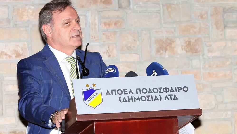 «Κάνει μαγικά ο Πρόδρομος; Δεν ξέρω. Εγώ του βγάζω το καπέλο...» thumb
