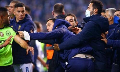 Πόρτο - Σπόρτινγκ: Όλοι εναντίον όλων μέσα στο γήπεδο! (vid) thumb