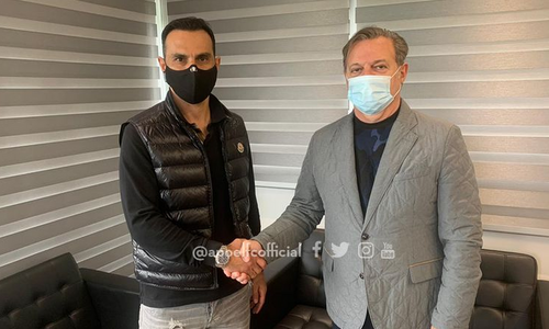 Τέτοιες προσθήκες έχουν την εξήγηση τους  thumb