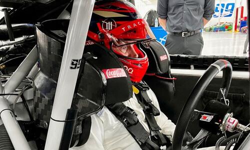 Ο Ράικονεν έκανε τις πρώτες του δοκιμές στο NASCAR thumb