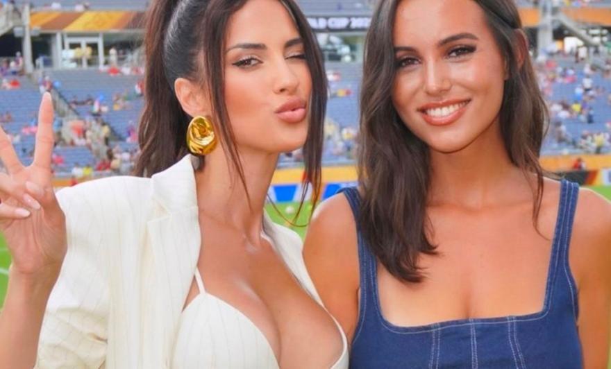 Αυτές είναι οι ρεπόρτερ που έκλεψαν την παράσταση στο Παγκόσμιο Κύπελλο Συλλόγων thumb