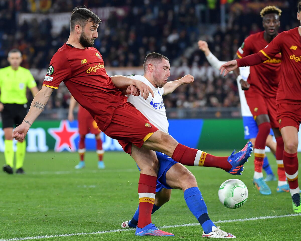 Europa Conference League: Πρόκριση «θρίλερ» για Ρόμα thumb