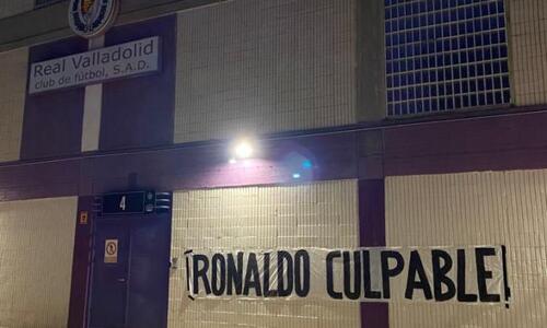 Πανό οπαδών της Βαγιαδολίδ κατά του Ρονάλντο (pic) thumb