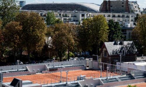 Roland Garros: Τενίστρια θετική στον κορονοϊό thumb
