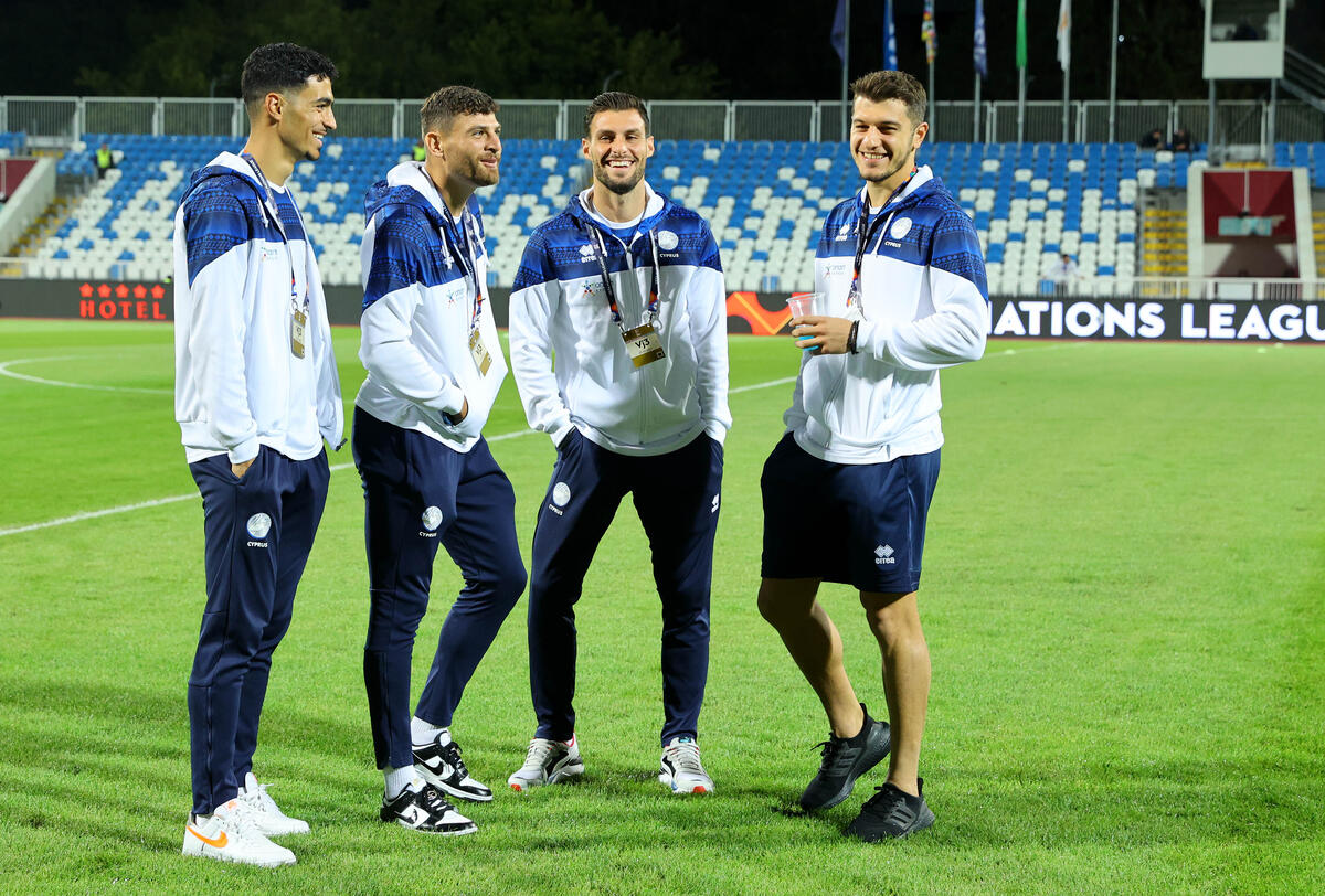 ΒΙΝΤΕΟ: Πρώτη βολτα στο «Fadil Vokrri» για τους διεθνείς μας thumb