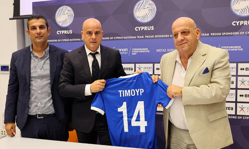 Το σίγουρο με Τιμούρ  thumb