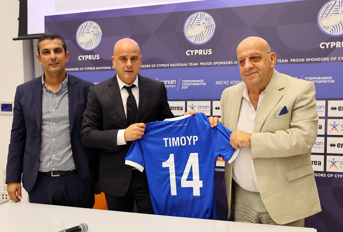 Το μήνυμα της ΚΟΠ με δήλωση Τιμούρ (video) thumb