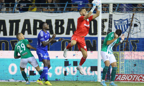 Ανόρθωση-Ακρίτας 1-1: «Ηρωικός» βαθμός με Περντρέου thumb