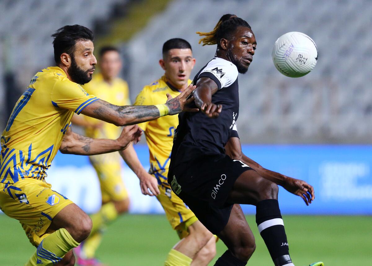 Τελικό: ΑΠΟΕΛ-Εθνικός Άχνας 2-1 thumb
