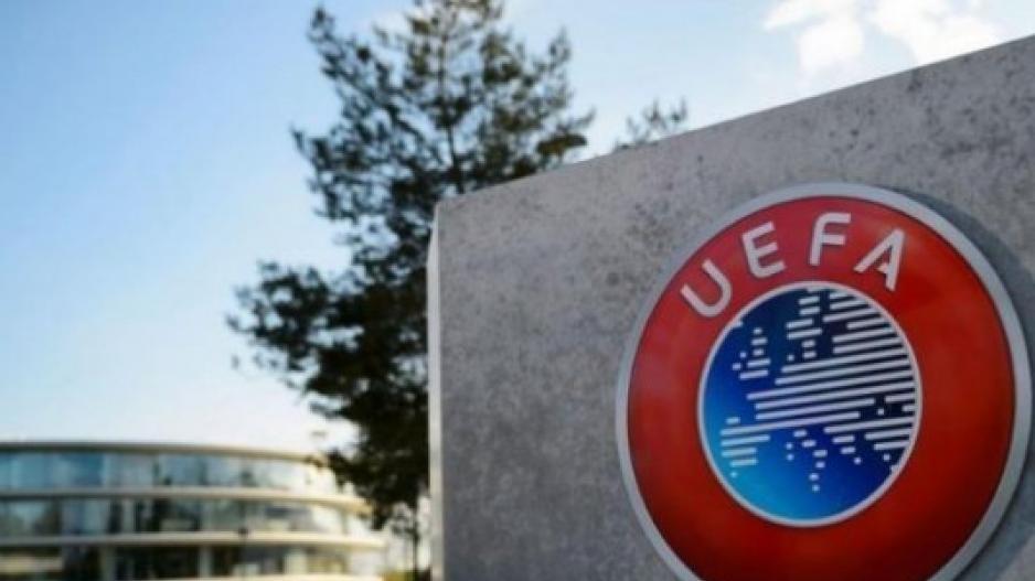 Τσακίζει το μίσος στα social media η UEFA με συμβολικό «μαύρο» thumb