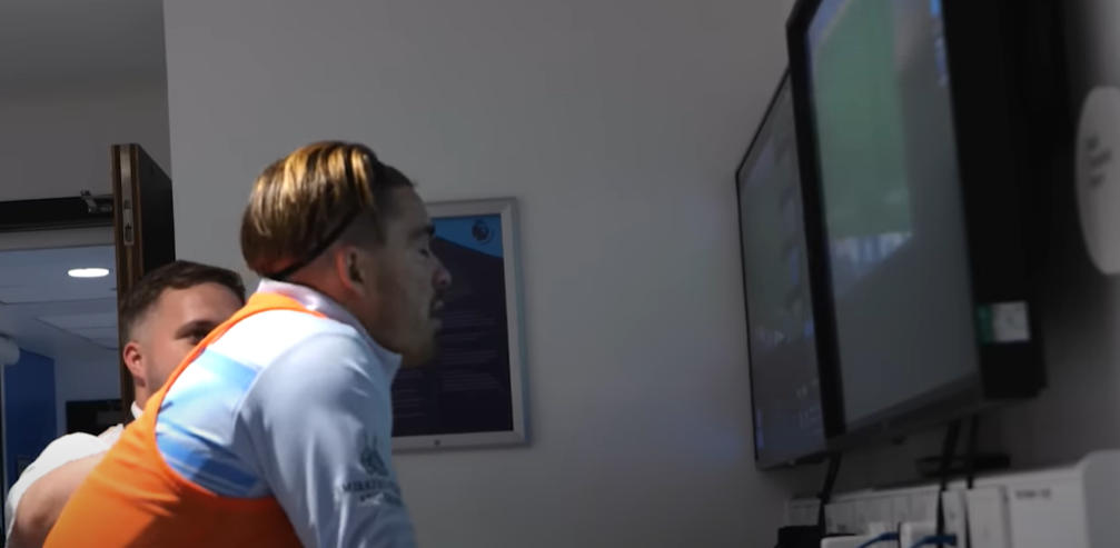 Συγκλονιστικές στιγμές που δεν έδειξε η TV: Κρίση άγχους και κλάμα! (video) thumb
