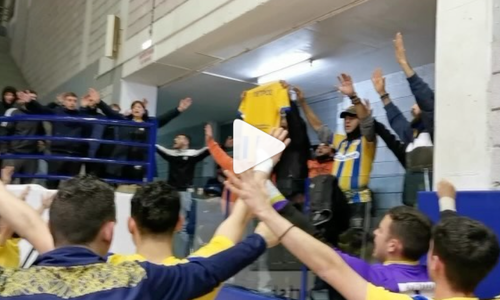 Συγκλονιστική στιγμή μετά το ΑΠΟΕΛ-Ομόνοια! (Βίντεο) thumb