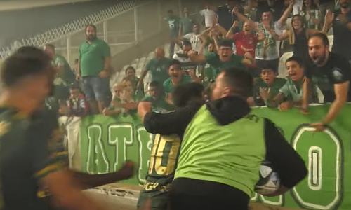 Από άλλη κάμερα η διπλή έκρηξη στο ΓΣΠ (ΒΙΝΤΕΟ) thumb