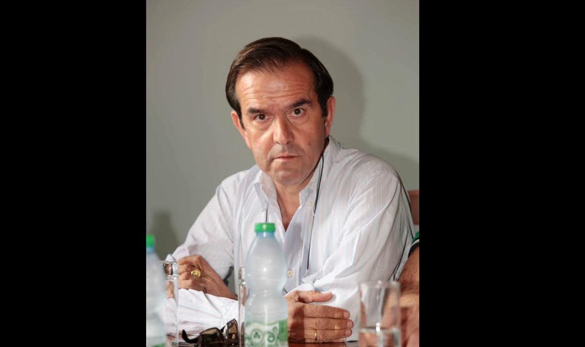 Θλίψη στην Ομόνοια για τον θάνατο του Πανίκκου Μιχαηλίδη  thumb