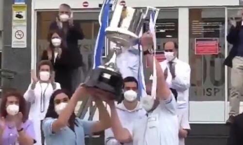 Πανηγύρισε με γιατρούς το Κύπελλο η Σοσιεδάδ (Vid) thumb