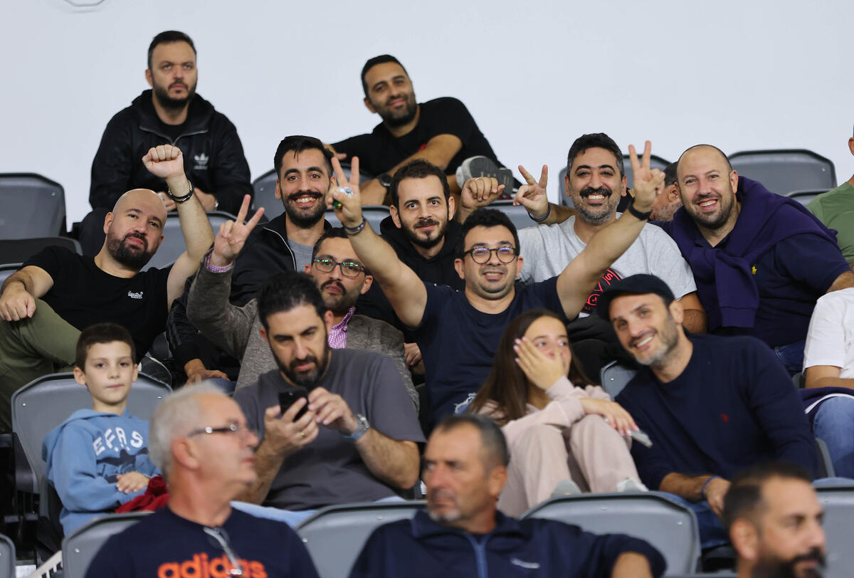 Τι κι' αν χάνουμε με 3-0; «Κύμα» από τον κόσμο! (ΒΙΝΤΕΟ) thumb