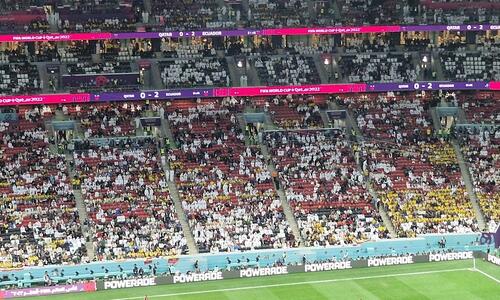 Πολλές άδειες θέσεις στο εναρκτήριο ματς του Μουντιάλ (ΦΩΤΟΣ) thumb