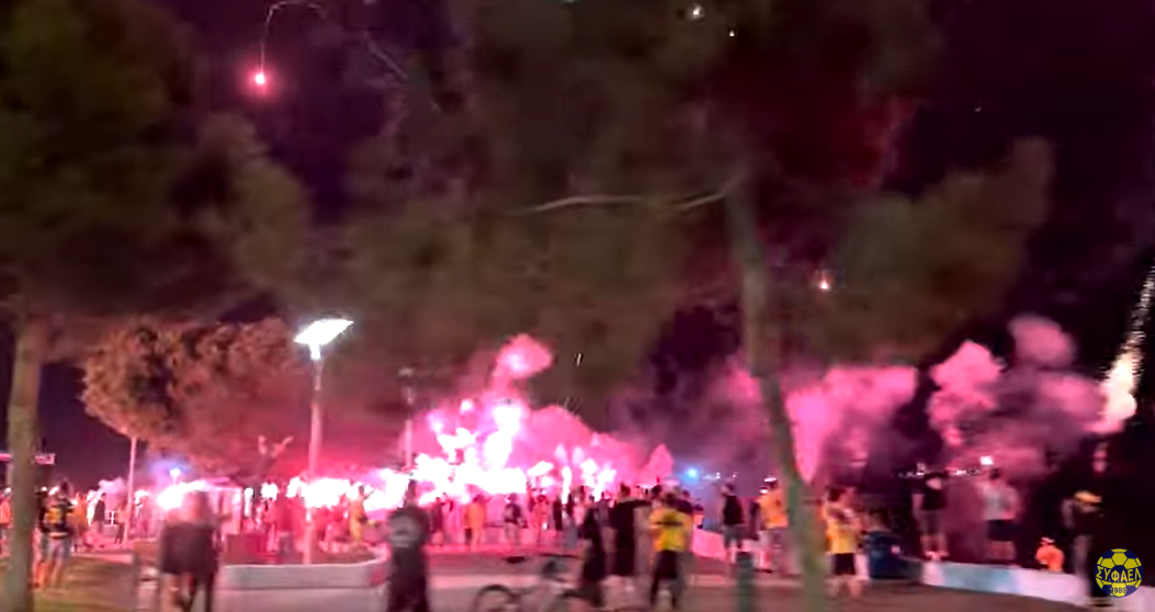 Βίντεο: Το φαντασμαγορικό pyro show του ΣΥ.Φ.ΑΕΛ thumb