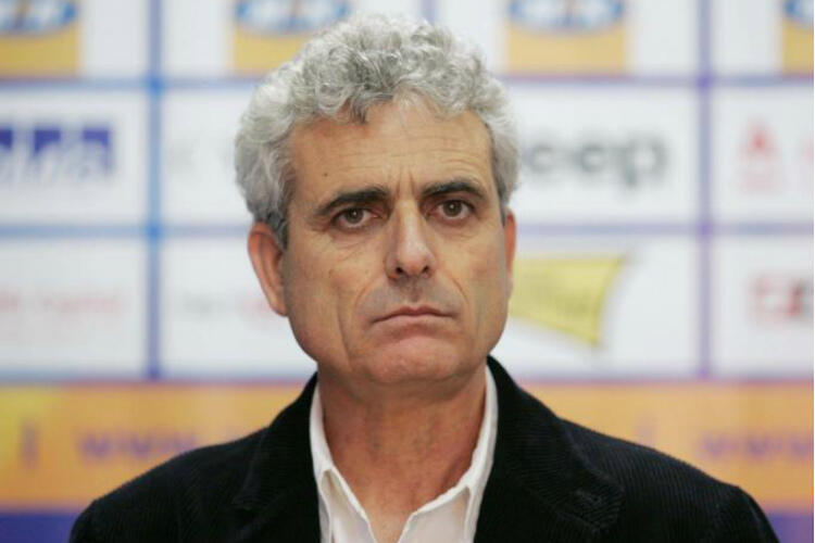 ''Θέλω να δω ομάδα που να μπορεί να υποτάξει τον αντίπαλο'' thumb