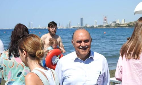 Παρών στο Θαλάσσιο Μαραθώνιο ο ΚΟΑ - Σταθερή  η στήριξη στον Αντικαρκινικό  Σύνδεσμο thumb