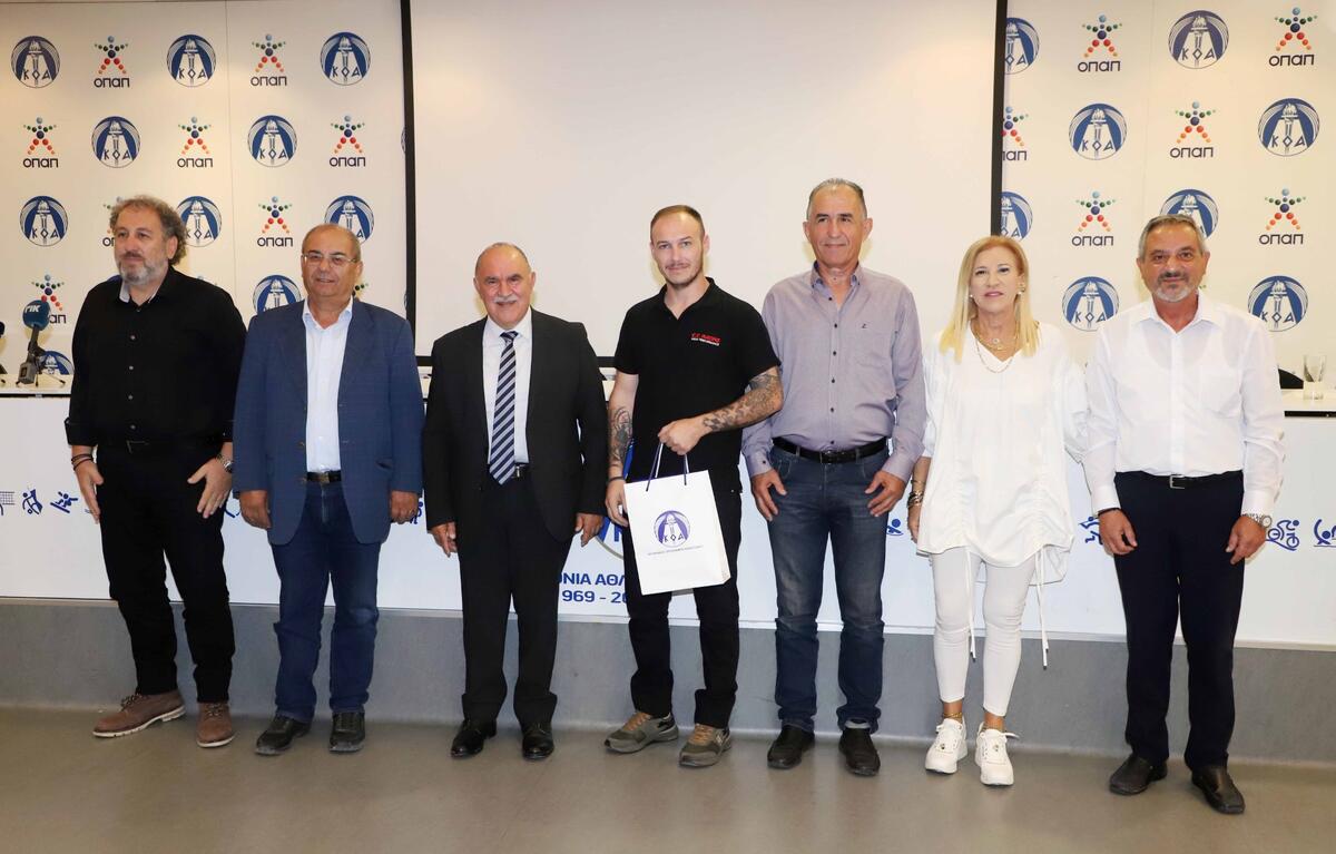 Ο ΚΟΑ τίμησε τον Χριστοφόρου και σκοπευτές για τις διεθνείς επιτυχίες τους thumb