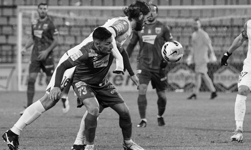 Βόλος - Ιωνικός 1-1: Σκληρό καρύδι οι Νικαιώτες, πήραν βαθμό με σκόρερ τον Μάντζη thumb