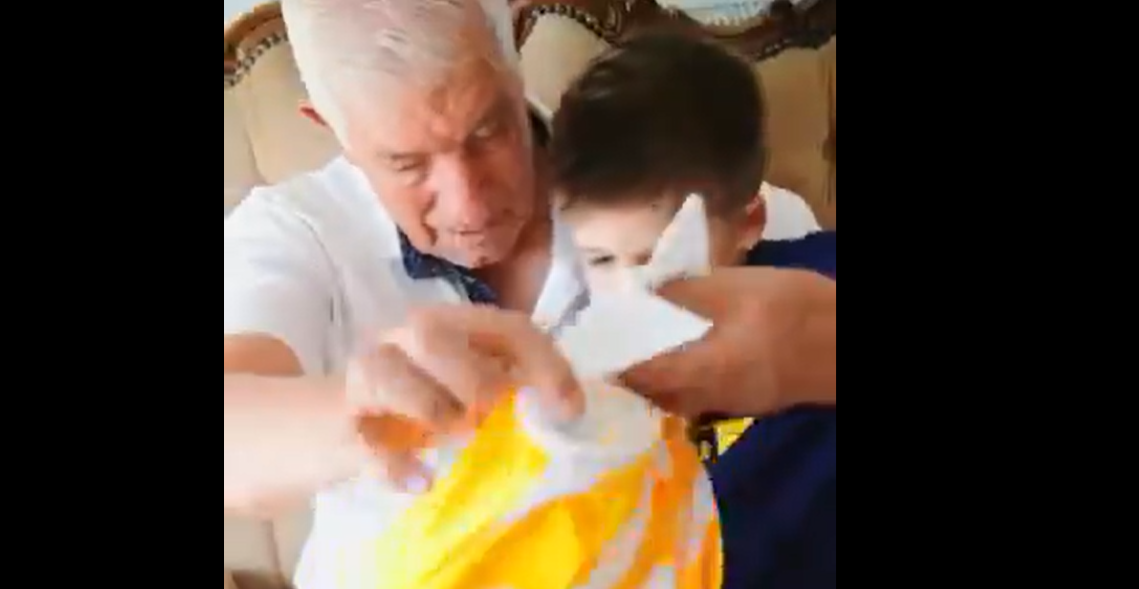 Όμορφο βίντεο από ΑΕΛ για την πρώτη φανέλα  thumb