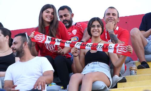 Χαμόγελα (pics) thumb