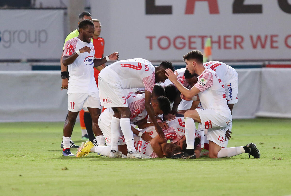 Πανέμορφο το πρώτο γκολ του πρωταθλήματος (video) thumb
