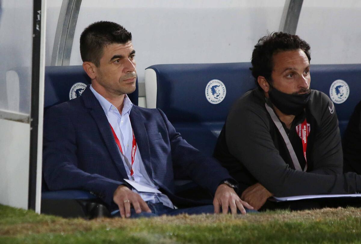 Μηνά: «Μύριζε ανατροπή το παιχνίδι» thumb