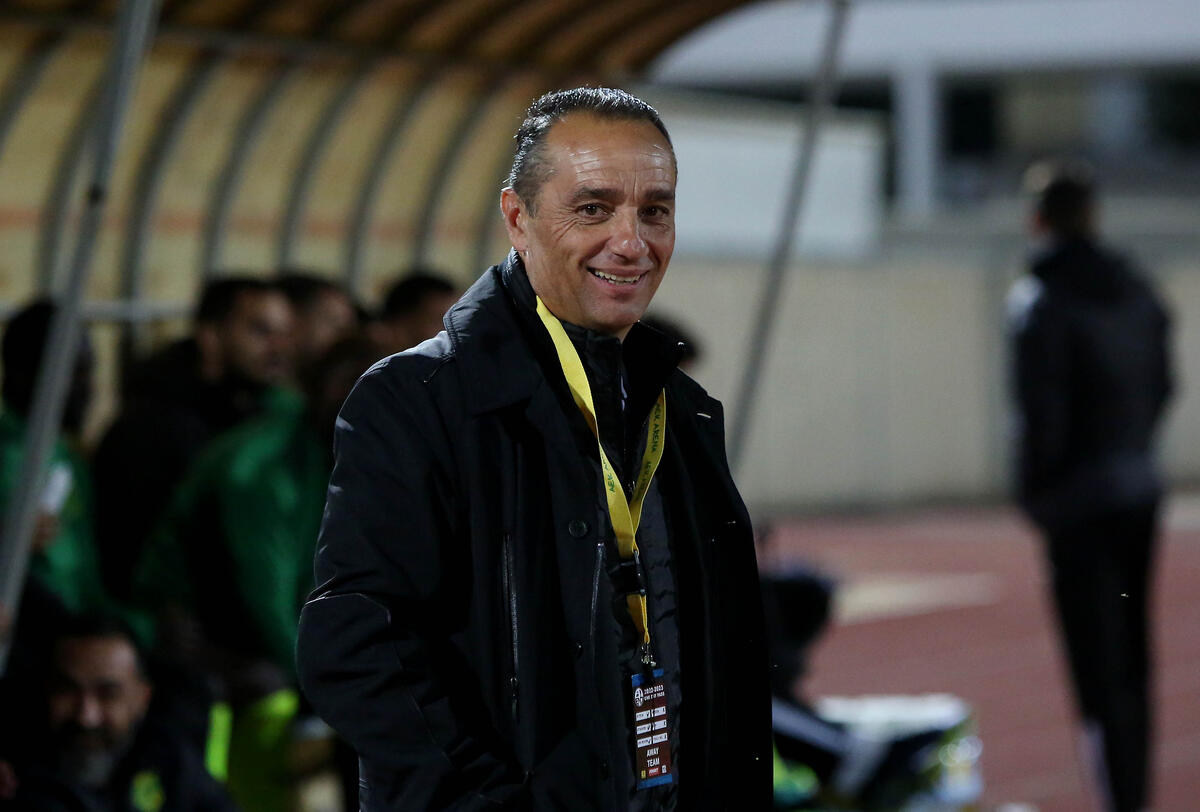 «Δεν μου αρέσουν οι δικαιολογίες, η ερώτηση για τις μεταγραφές...» thumb