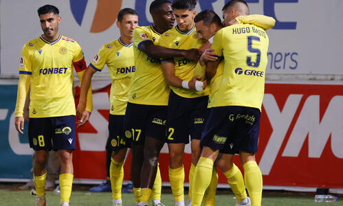 ΑΕΖ-ΑΕΛ 1-4: Με ασταμάτητο Μακρή, κόλλησε δεύτερη σερί! thumb